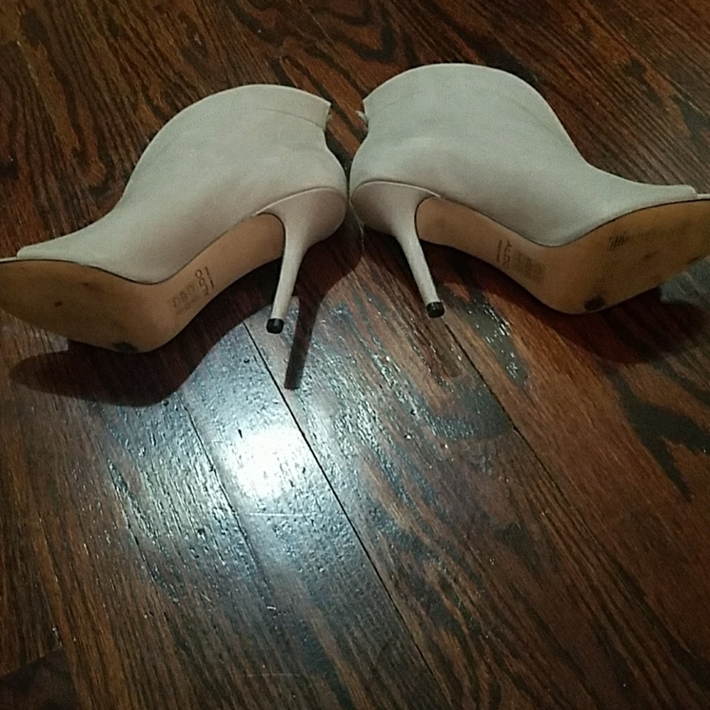 Booties - Picture 5 of 6